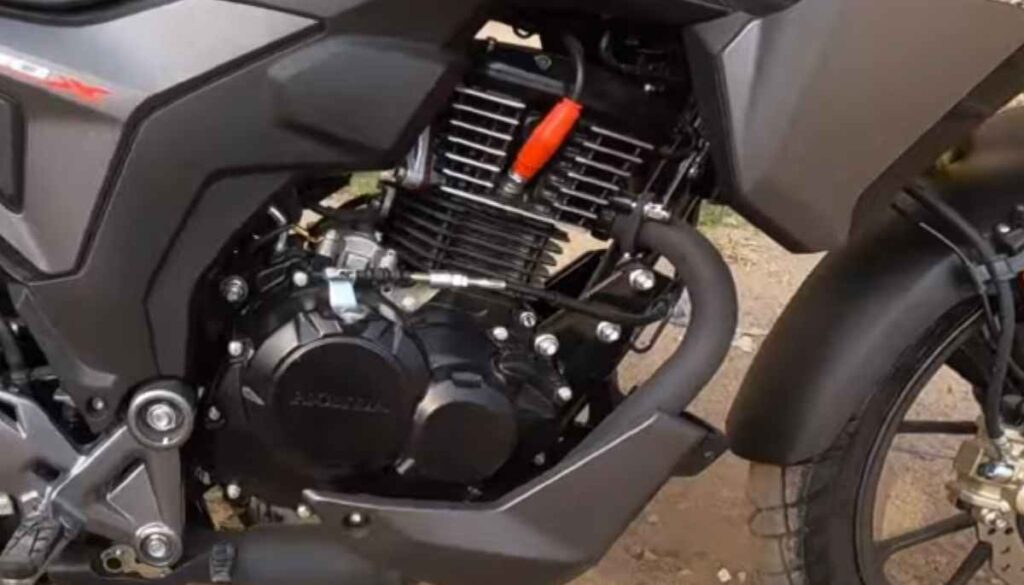 Honda CB 200X Engine