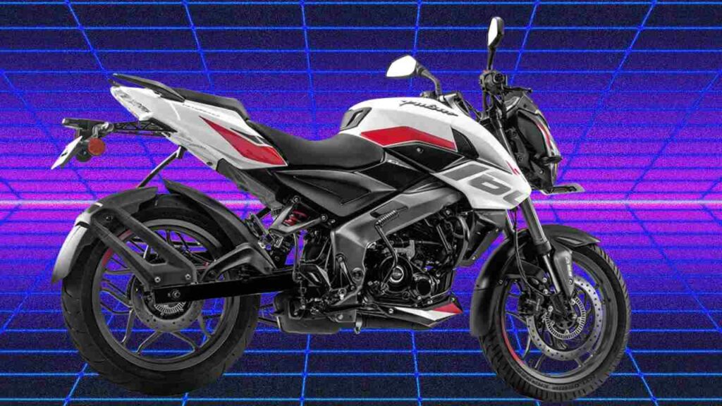 Pulsar NS160 Side Look